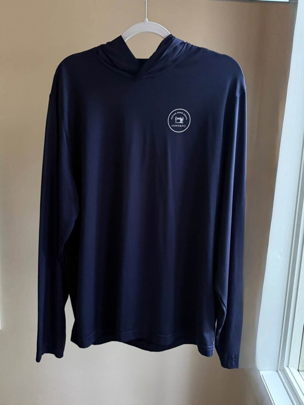 Sewing Down South x Crown And Ivy Size M NWOT
